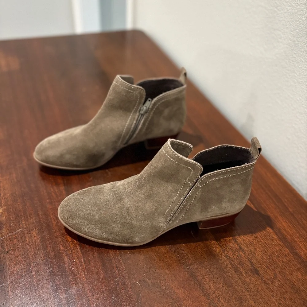 Diba Layla Suede Ankle Boot - Taupe, 9 - Picture 3 of 8